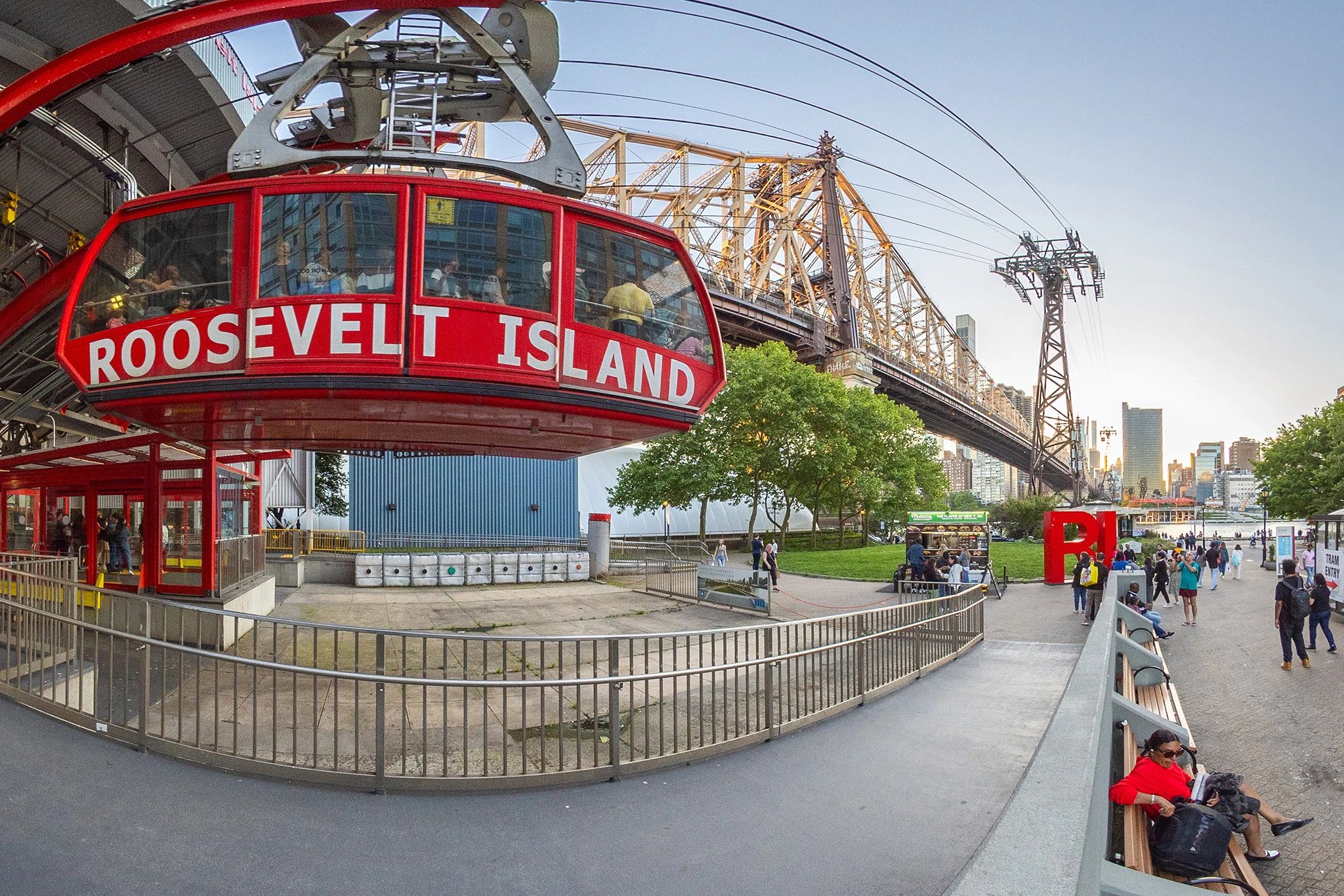 A wide-angle shot of the Roosevelt Island Ferry.